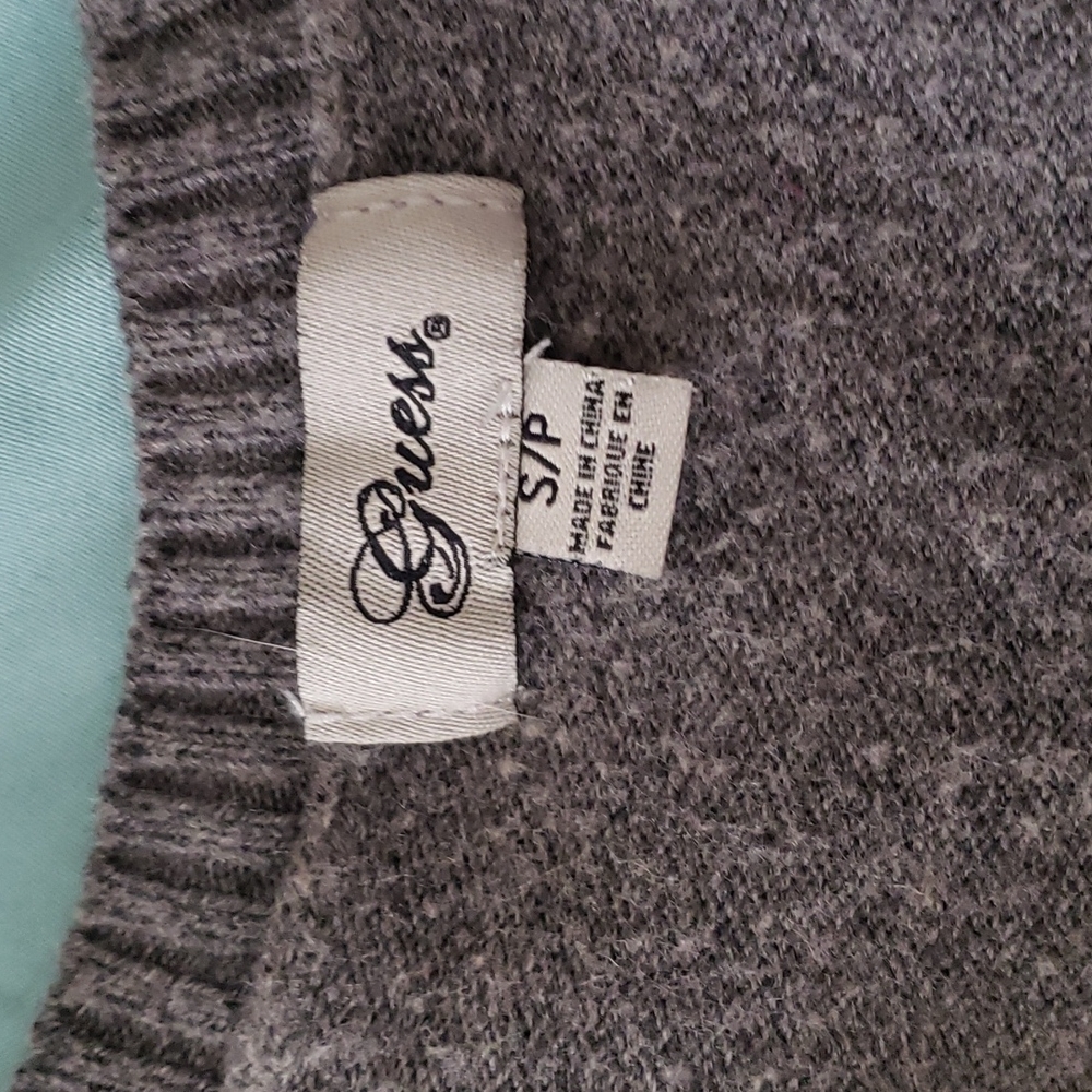 Sweater - Picture 4 of 4